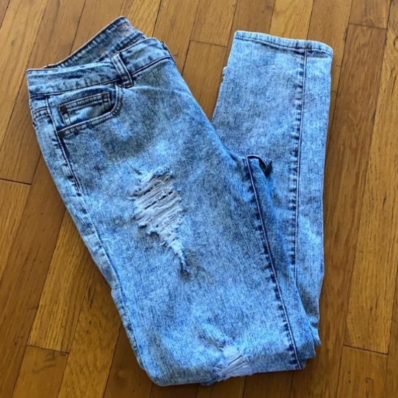 Distressed acid washed denim skinny jeans - Picture 2 of 7